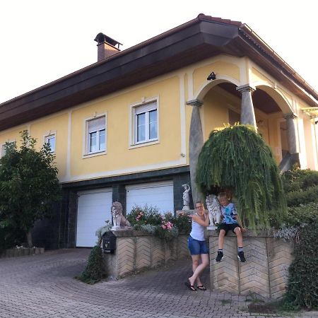 Apartamento Eko-Hof Mitterlabill Exterior foto
